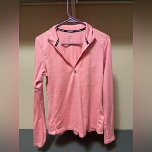 Women’s Nike Quarter-zip size small